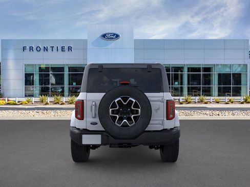 New 2025 Ford Bronco Outer Banks image 5