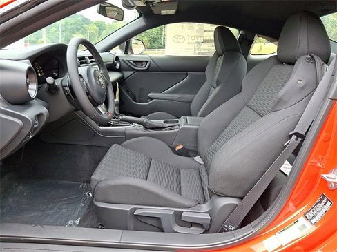 New 2025 Toyota GR86 image 11