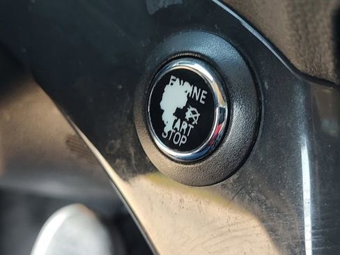 Used 2014 Ford Escape Titanium FWD image 19