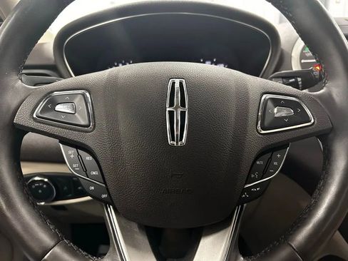 Used 2019 Lincoln MKC Reserve w/ MKC Climate Package image 13