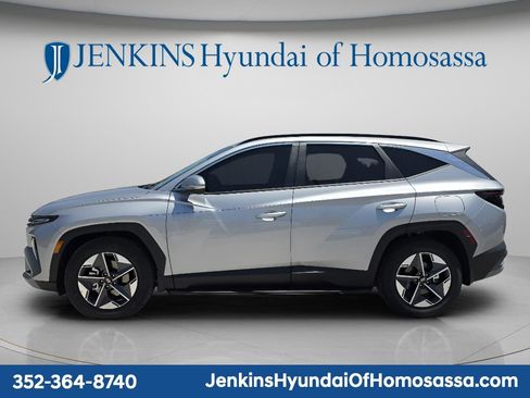 New 2026 Hyundai Tucson SEL FWD image 8