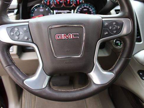 Used 2019 GMC Yukon SLT w/ Premium Edition image 13