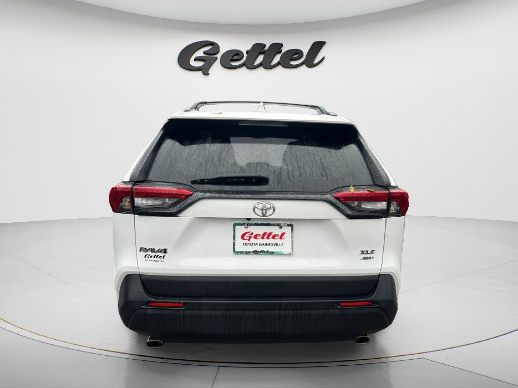 Used 2024 Toyota RAV4 XLE AWD/4WD image 6