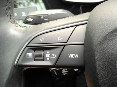 Used 2023 Audi Q3 2.0T Premium Plus w/ Premium Plus Package AWD/4WD image 37