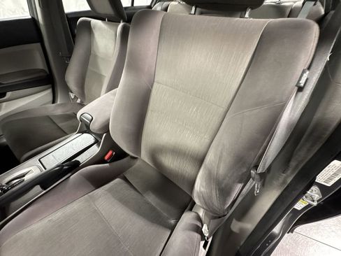 Used 2012 Honda Accord LX image 18