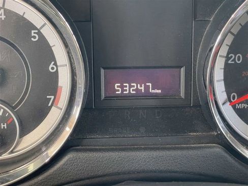 Used 2015 Dodge Grand Caravan American Value Package w/ UConnect Hands-Free Group FWD image 10