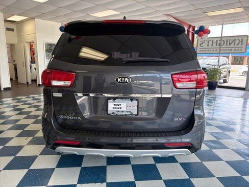 Used 2016 Kia Sedona SX Limited FWD image 6