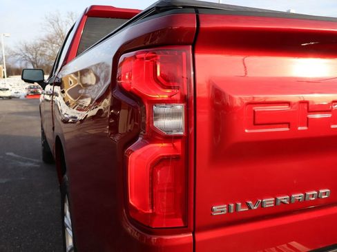 Used 2023 Chevrolet Silverado 1500 LTZ w/ LTZ Premium Package image 38