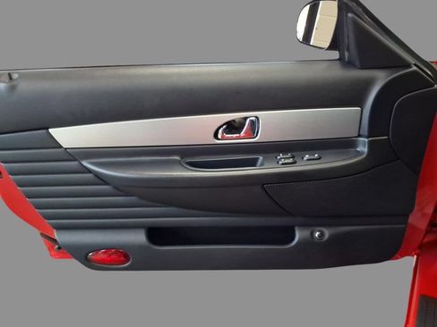 Used 2005 Ford Thunderbird RWD image 10