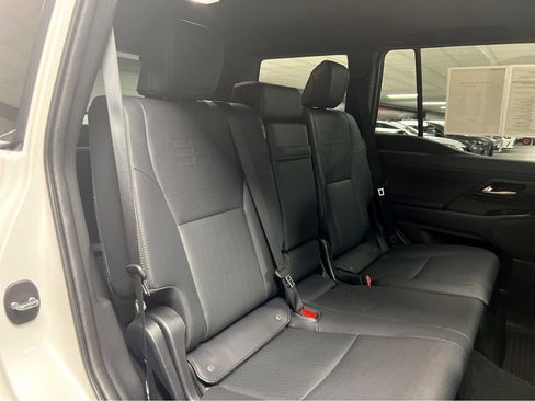 Certified 2026 Lexus GX 550 AWD/4WD image 23