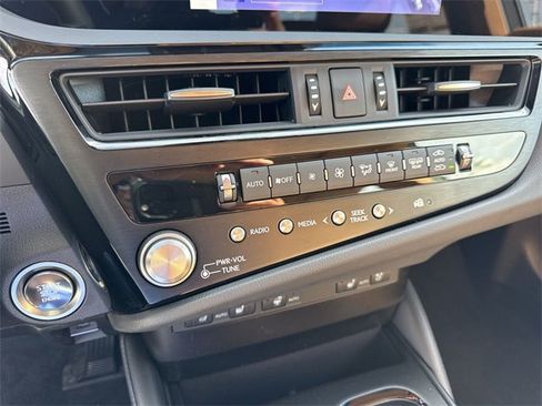 New 2025 Lexus ES 350 w/ Premium Package image 19