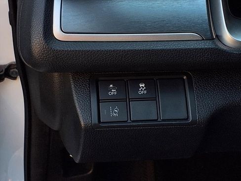 Used 2017 Honda Civic Touring image 18