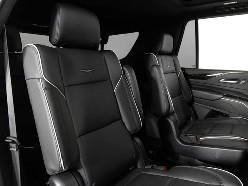 Used 2021 Cadillac Escalade Sport image 26