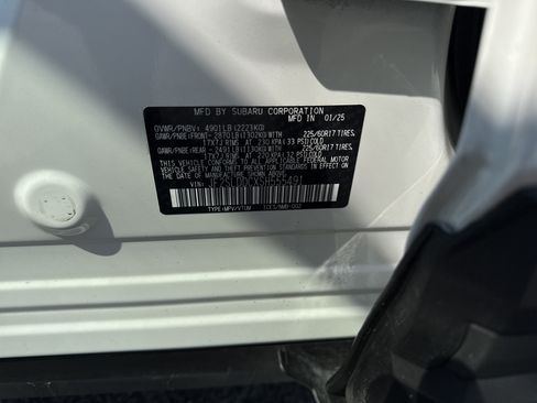 Used 2025 Subaru Forester Premium AWD/4WD image 7
