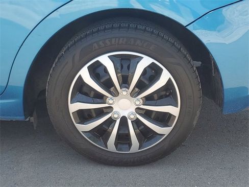 Used 2018 Subaru Impreza 2.0i image 5