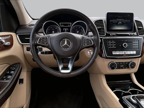 Used 2016 Mercedes-Benz GLE 350 image 6