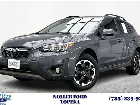 Used 2023 Subaru Crosstrek 2.0i Premium image 1