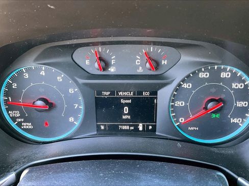 Used 2019 Chevrolet Equinox LS image 23