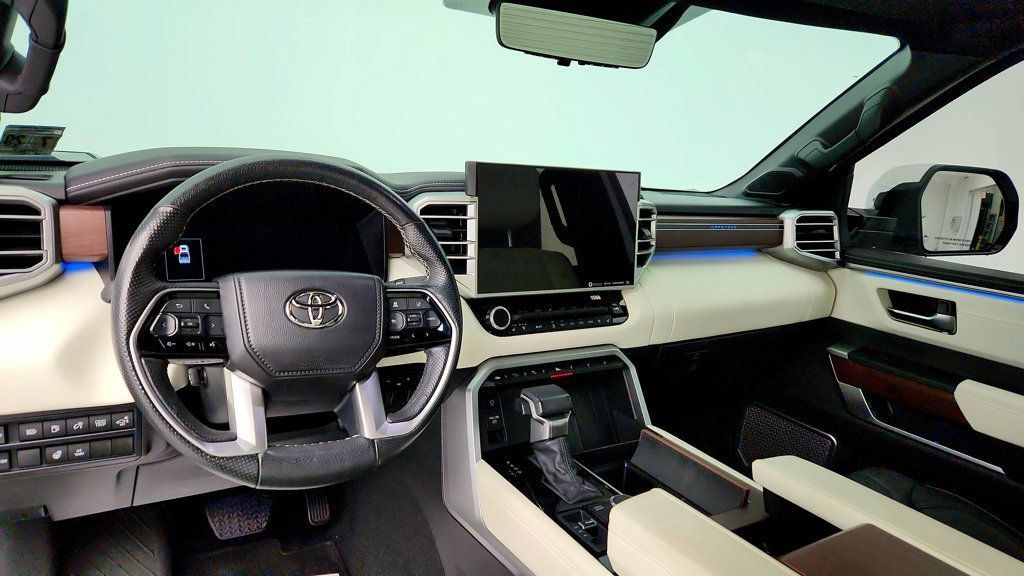 Used 2024 Toyota Tundra Capstone AWD/4WD image 13