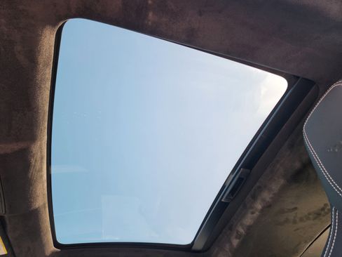 Used 2024 Jaguar F-TYPE R image 18