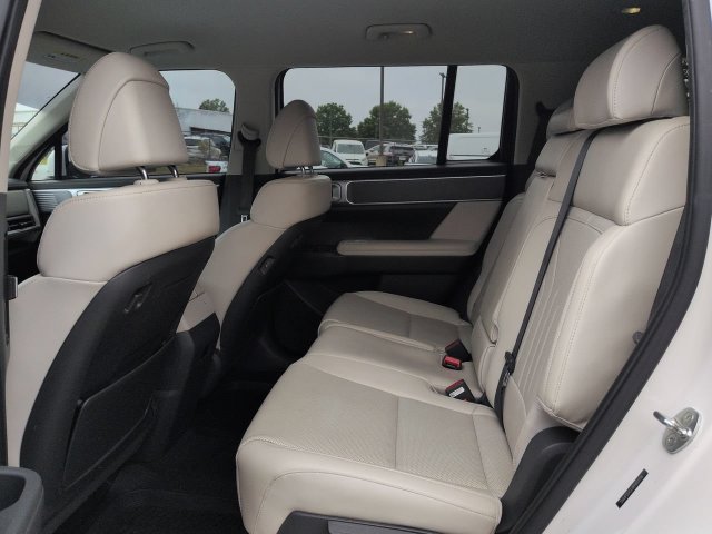 Used 2024 Hyundai Santa Fe SEL AWD/4WD image 16