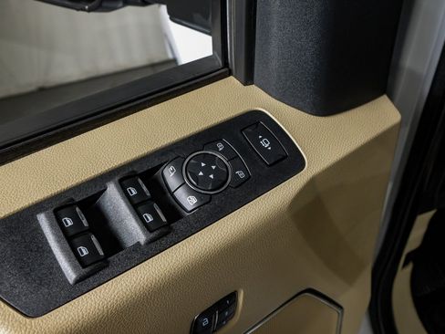 Used 2019 Ford F450 Lariat w/ Lariat Value Package image 34