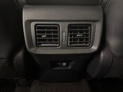 Used 2021 Toyota Venza Limited w/ Advanced Technology Package AWD/4WD image 18