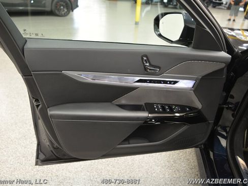 Used 2023 BMW 740i RWD image 40