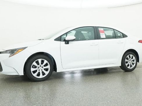 New 2026 Toyota Corolla LE image 18