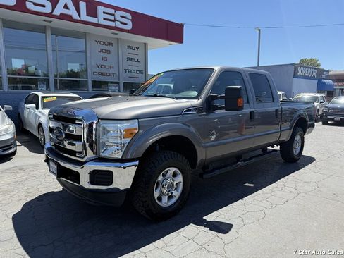 Used 2014 Ford F250 XLT AWD/4WD image 3