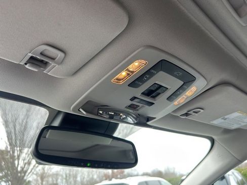 Used 2024 Toyota Sienna XLE image 30