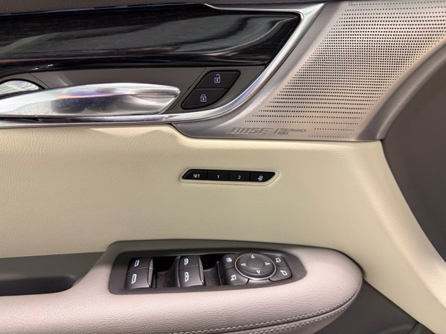 Used 2021 Cadillac XT6 Premium Luxury AWD/4WD image 12