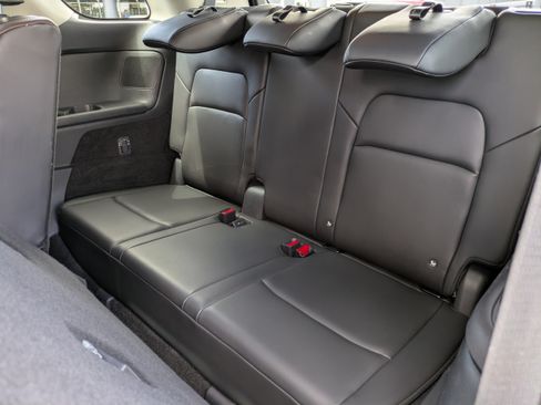 Certified 2024 Nissan Pathfinder Platinum w/ Cargo Package FWD image 16