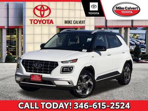 Used 2022 Hyundai Venue Limited image 1