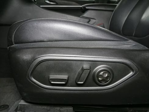 Used 2023 Jeep Grand Cherokee L Limited w/ Black Appearance Package AWD/4WD image 44