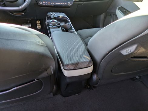 Used 2024 Kia EV6 GT-Line image 31