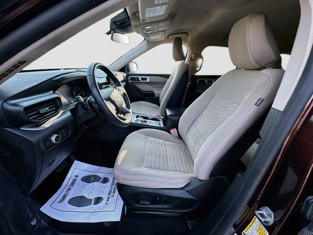 Used 2020 Ford Explorer XLT w/ Comfort Package RWD image 25