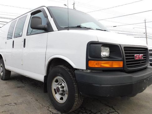 Used 2013 GMC Savana 2500 w/ Power Package image 8