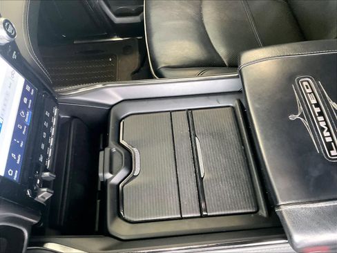 Used 2022 RAM 3500 Limited AWD/4WD image 18
