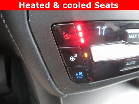 Used 2020 Ford Explorer Platinum w/ Premium Technology Package image 17