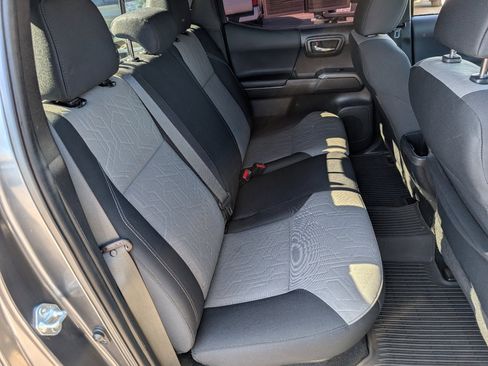 Used 2022 Toyota Tacoma SR5 image 5