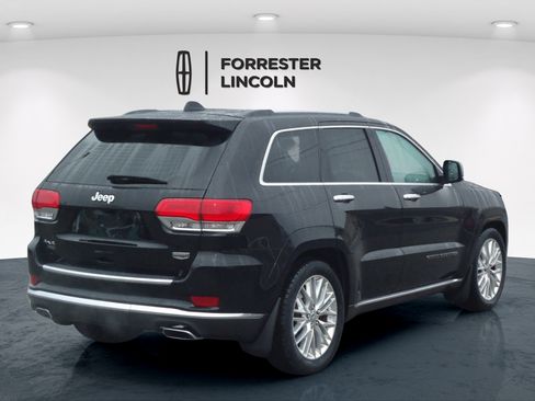 Used 2017 Jeep Grand Cherokee Summit AWD/4WD image 3