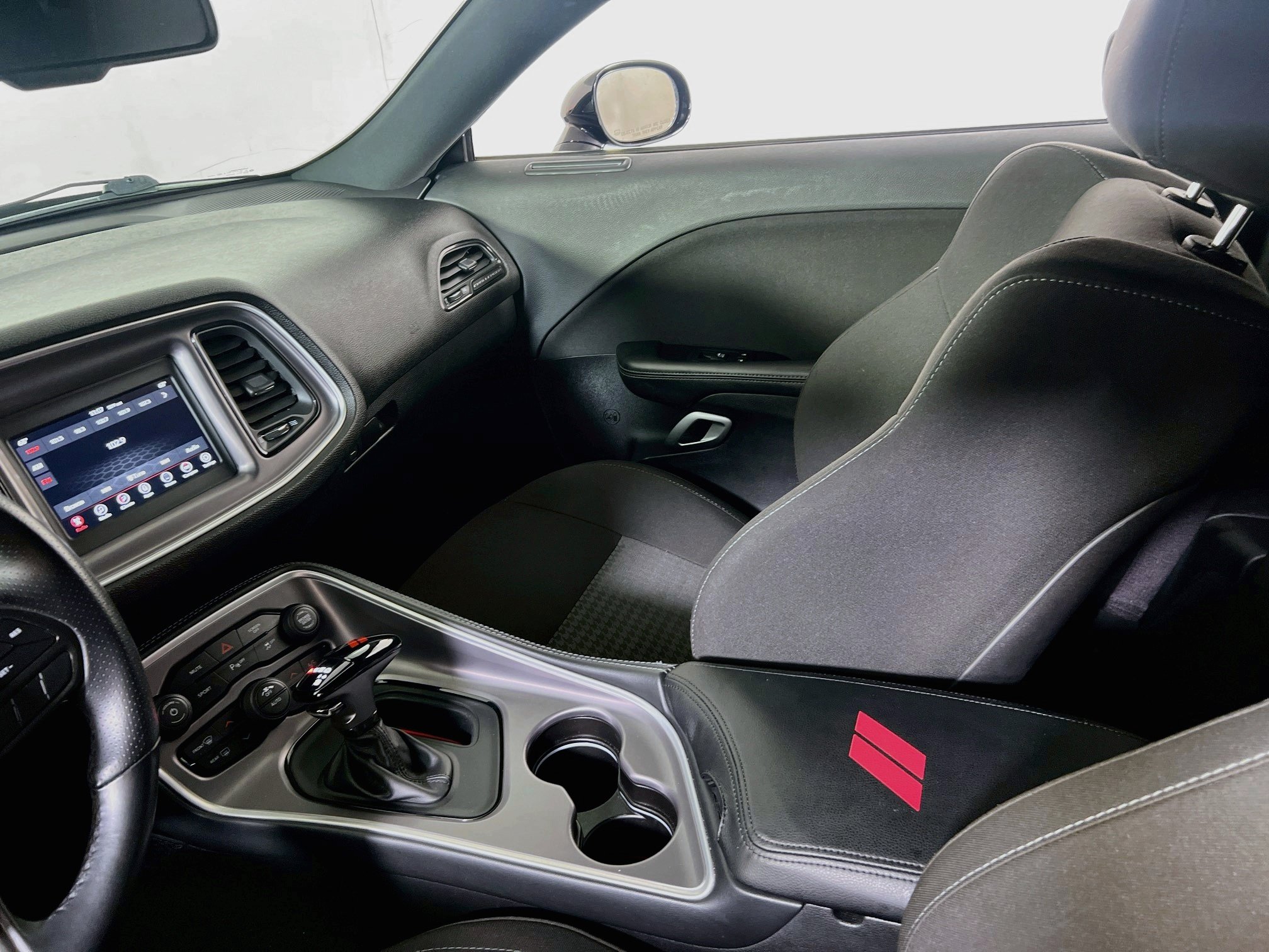 Used 2022 Dodge Challenger R/T RWD image 21