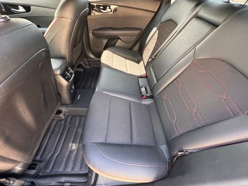 Used 2022 Kia Forte GT w/ GT Technology Package image 9