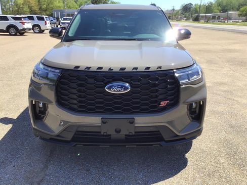 New 2026 Ford Explorer ST w/ Sun And Sound Package AWD/4WD image 6