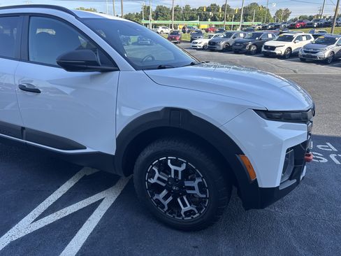 Used 2025 Hyundai Santa Cruz XRT AWD/4WD image 10
