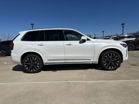 New 2026 Volvo XC90 B6 Plus w/ Protection Package AWD/4WD image 9