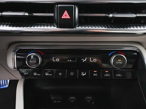 Used 2021 Kia K5 EX w/ EX Premium Package FWD image 25