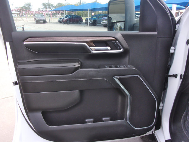 Used 2024 Chevrolet Silverado 2500 LT AWD/4WD image 27