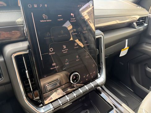 New 2026 GMC Yukon XL Elevation w/ Elevation Premium Package image 25